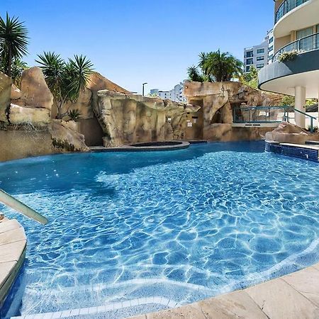Landmark Resort - Private Apartment Мулулаба Екстериор снимка