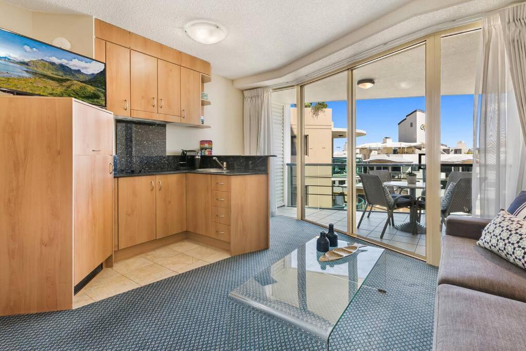 Landmark Resort - Private Apartment Мулулаба Екстериор снимка
