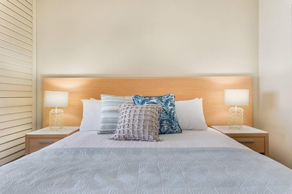 Landmark Resort - Private Apartment Мулулаба Екстериор снимка